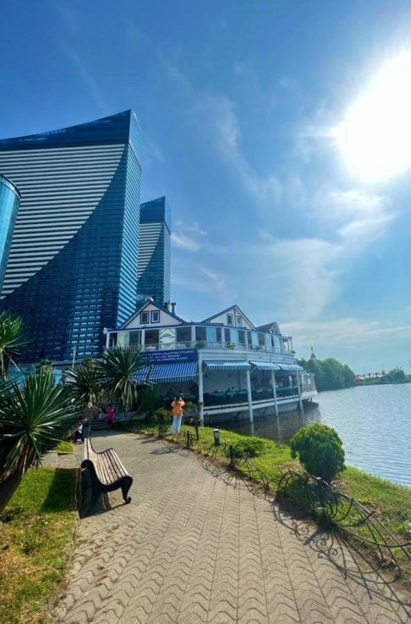 Superior Apartments Orbi City Sea View บาทูมิ ภายนอก รูปภาพ