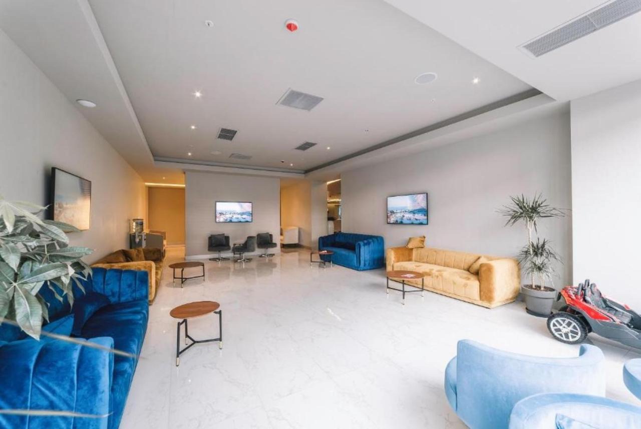Superior Apartments Orbi City Sea View บาทูมิ ภายนอก รูปภาพ