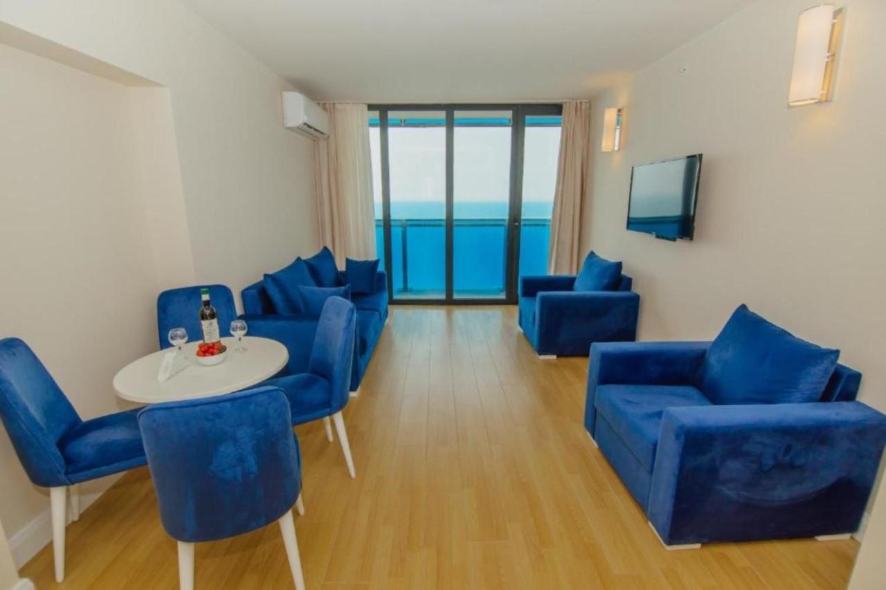 Superior Apartments Orbi City Sea View บาทูมิ ภายนอก รูปภาพ