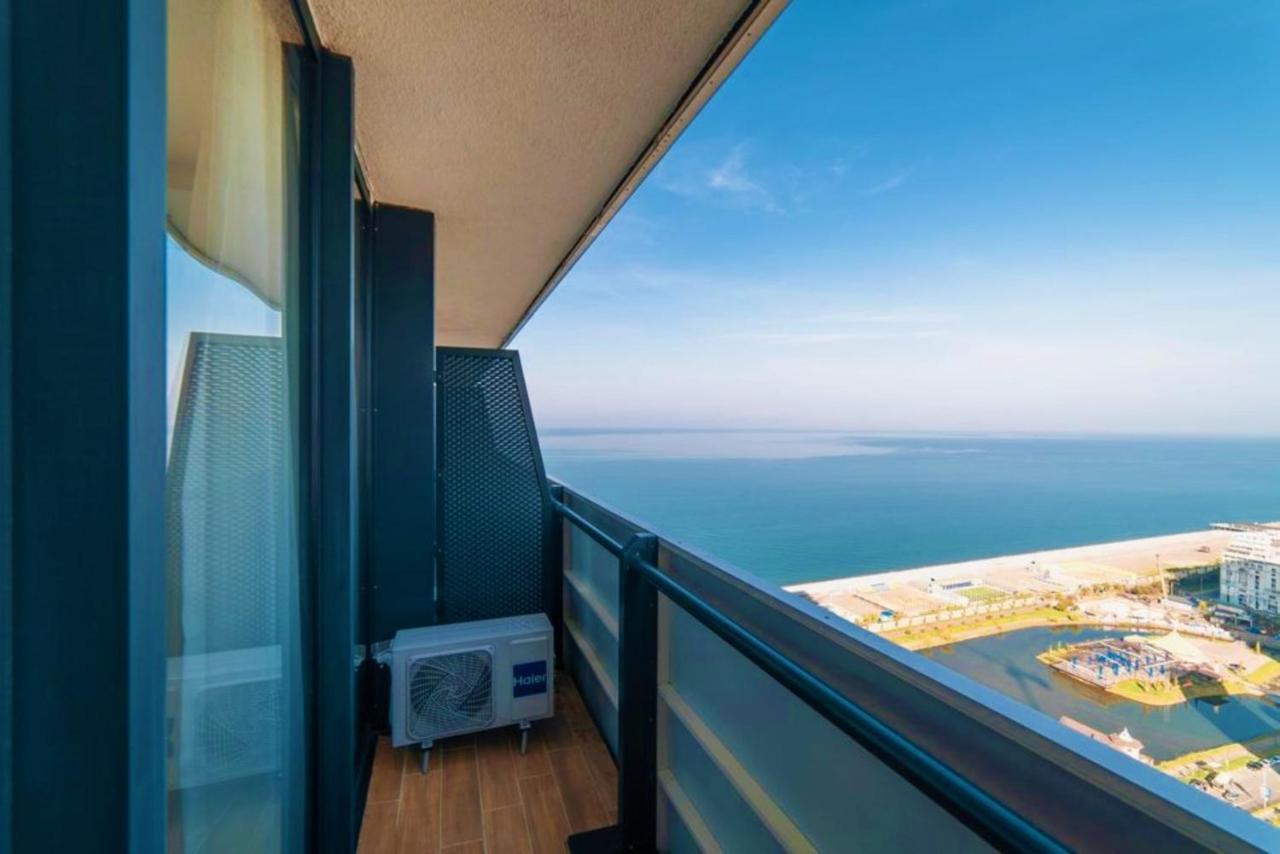 Superior Apartments Orbi City Sea View บาทูมิ ภายนอก รูปภาพ