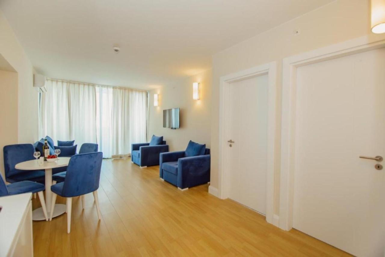 Superior Apartments Orbi City Sea View บาทูมิ ภายนอก รูปภาพ